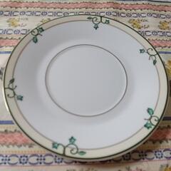 Guy Degrenne décor Fer Forgé　カップ&ソーサーの画像