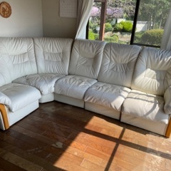 5人掛けコーナーソファーをお譲りしますの画像
