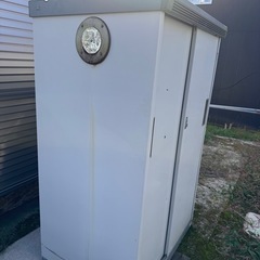 返信ない方すいません！取引中　物置に！ボイラーが入ってたもの？の画像