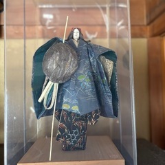 ケース入り和紙人形の画像