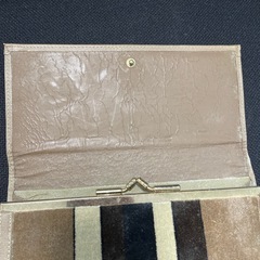 メナード長財布の画像