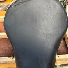 シャドウ750 シートの画像