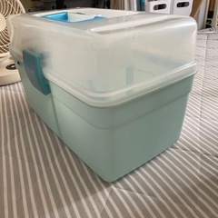 収納ボックスの画像