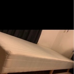 シングルベッド