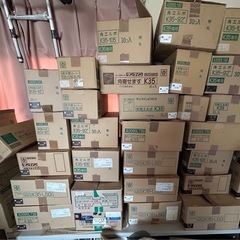 トーヘン117 雨樋　在庫処分の為、買い取ってくれる方の画像