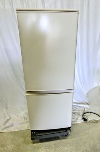 MITSUBISHI 2ドア冷蔵庫 MR-P15G-W 2022年製　静音設計 冷蔵室低温ケース