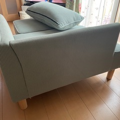 新品！ソファー軽量可愛いソファ水色1人〜2人掛けの画像