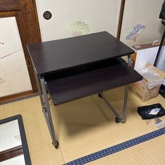 パソコンデスク