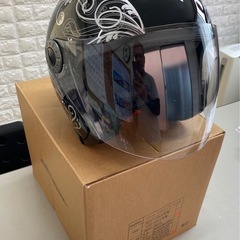 お話し中　
バイクヘルメット新品の画像