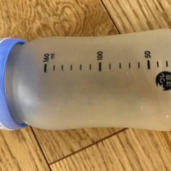 【お譲り先決定】哺乳瓶5本の画像