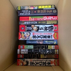 最近のコンビニの　漫画本 約４０冊 マンガ ほぼ一度読んだのみ　ゴルゴ　など　いろいろ　コンビニでここ数ヶ月購入したものです。同じものがある場合があります。箱2箱分　の画像