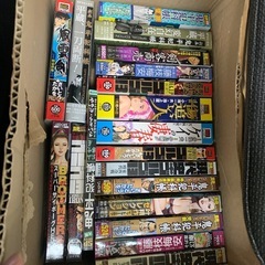 最近のコンビニの　漫画本 約４０冊 マンガ ほぼ一度読んだのみ　...