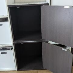 カラーボックス　収納　扉付き　２コ