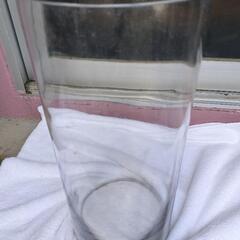 ガラス　フラワーベース　花瓶