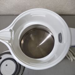 タイガー魔法瓶 電気ケトル PCM-A080 0.8L マットホワイトの画像