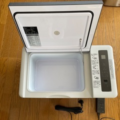 車用冷蔵庫 18L  調整可能 (-22℃～55℃)の画像
