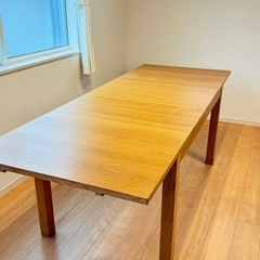 IKEA　伸長ダイニングテーブル