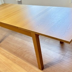 IKEA　伸長ダイニングテーブルの画像