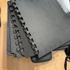 トレーニング用具一式(ベンチ　ダンベル　エクササイズマット)の画像