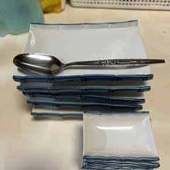 お刺身のお皿？かな…の画像