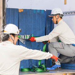 【急募】精密機器等の搬入出作業　作業補助 （神戸市西区）の画像
