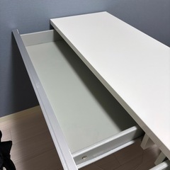 IKEA ネイルデスク サロンデスク PCデスクの画像
