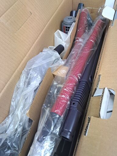取り引き商談中ですので...取り引き出来たら消去します新品未使用シャープ充電式掃除機引き取りに来てくださる方限定、連絡はストップしてます申し訳なく思います