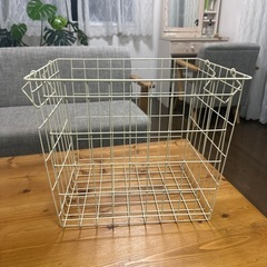 早い者勝ち/金属製のランドリーバスケット