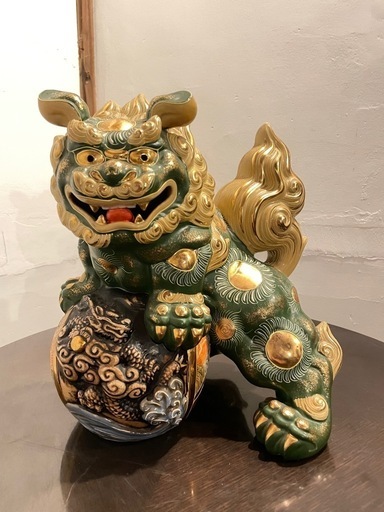 シーサー　須栄義　
陶器　置物