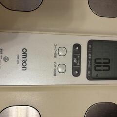 OMRON　体組成計の画像