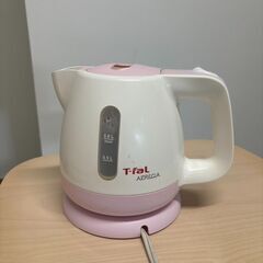 【明日、10/2にとりに来れる方限定。　電気ケトルお譲りします】...