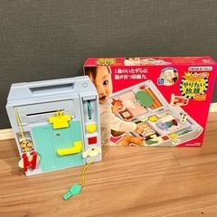 People いたずら1歳　やりたい放題