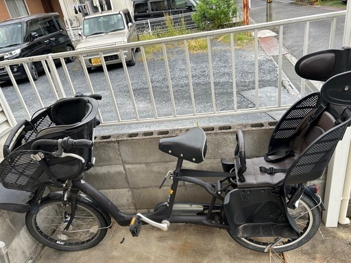 子供乗せ　自転車　3人のり