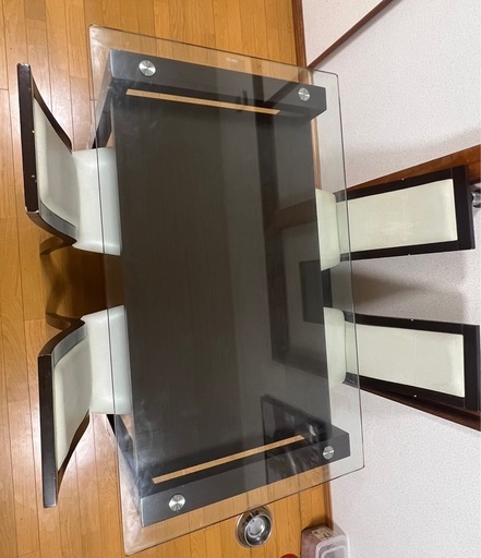 ダイニングテーブル　5セート