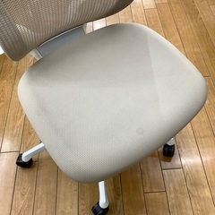 オカムラ　ワークチェアー　Sylphyシリーズの画像