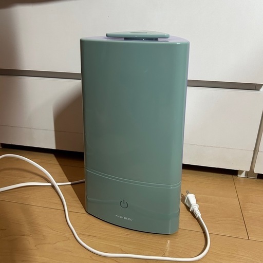 卓上加湿器(アロマオイル使用可)