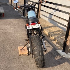 YAMAHA tw200 カスタム多数の画像