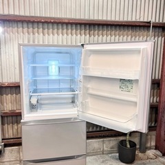 ご成約済み? TOSHIBA 3ドア冷蔵庫 330L✨ 二人暮らしに⭕️