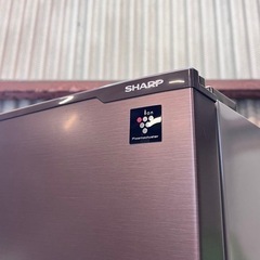 ご成約済み🐶　設置まで‼️ SHARP 大きめ2ドア冷蔵庫 271L✨ 木目ブラウン🪵の画像