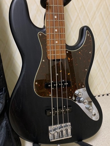 シェクター　ベース　　BASS