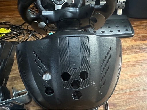 T300RSハンドルコントローラー