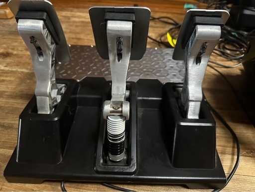 T300RSハンドルコントローラー