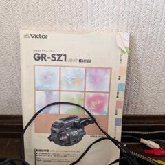 受付再開しました✱お譲りします✱ジャンク品✱Victor　VHSビデオムービー GR-SZ1 　ホームビデオカメラ　ビデオカメラ　レトロ　パーツ取り用　部品取り用　部品交換用の画像