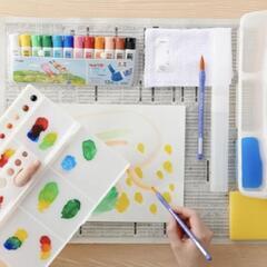 絵の具セットの筆、水彩画用の筆を探しています