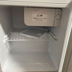 コンパクト冷蔵庫の画像