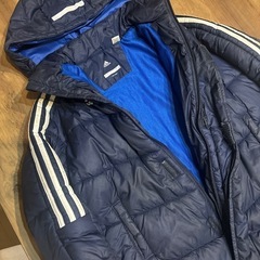 adidas ベンチコート  120cmの画像