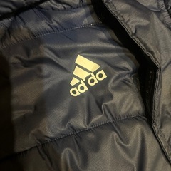adidas ベンチコート  120cmの画像