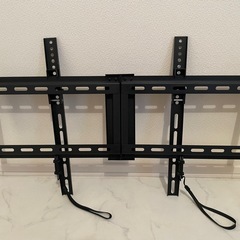 壁掛けテレビ金具　 32~82インチ対応 薄型 ティルト式 耐荷...