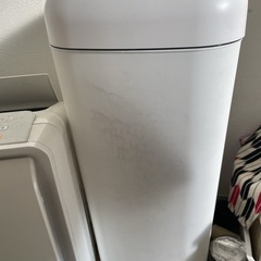 自動開閉式　ゴミ箱