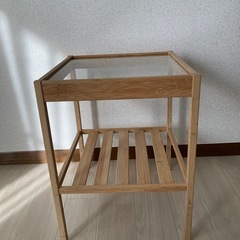 IKEAのサイドテーブルを無料でお譲りします